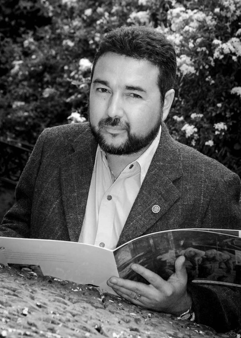 Armando Lara